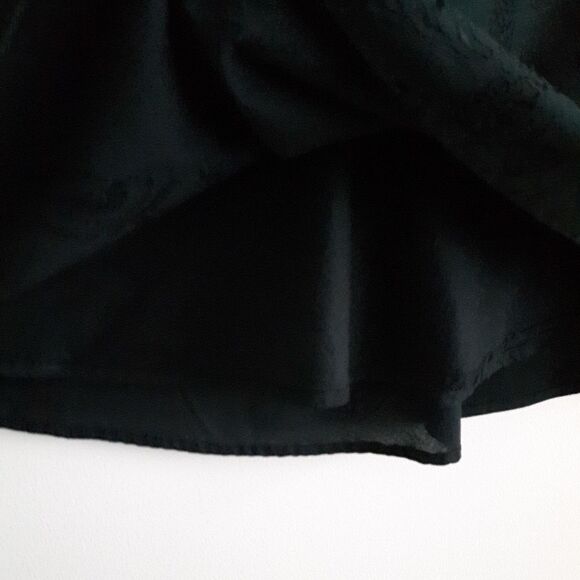 RW&CO Fun & Flirty Black Cotton Lined Embroidered Skirt EUC Size 8 - Picture 5 of 7